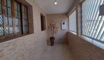 Casa com 3 dormitórios à venda, 140 m² por R$ 560.000 - Vila Mota - Bragança Paulista/SP