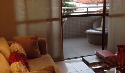 3 Quartos, 130 mt, nascente, 2 garagens. Rua Sargento astrolábio