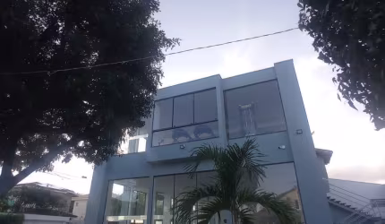 Condomínio intervirás Casa térrea, 3/4 sendo uma suíte