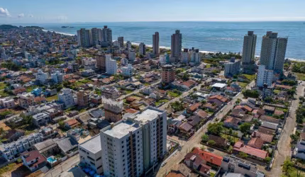 Apartamento de Praia para Venda em Balneário Piçarras, Itacolomi, 2 dormitórios, 1 banheiro, 1 vaga
