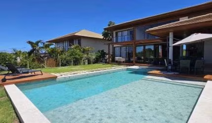Praia do Forte VENDO I 6 Suítes I 455 m² I Jacuzzi I Porteira fechada I Cond. com acesso a praia