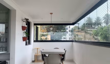 Boca do Rio VENDO I 2 quartos I 1 Suíte I 65m² I Varandão gourmet I Vista mar