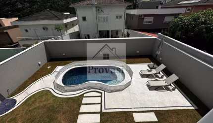 Valville I - Bela Casa Valville 1 - 3 Suítes - 360m² - R$ 2.690.000,00