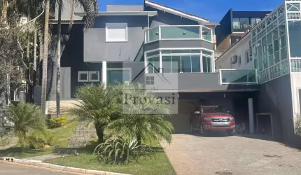 Casa de Condomínio com 4 Quartos e 7 banheiros, 480 m² Locação R$18.000,00 (PACOTE)