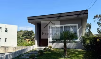 Casa à venda no bairro Suru - Santana de Parnaíba/SP