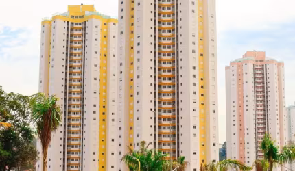Vendo apartamento reformado- 2 dormitórios 82m². Faltando 53 parcelas para quitar o apto.