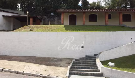 Casa com 3 dormitórios à venda, 373 m² por R$ 1.700.000,00 - Caputera - Arujá/SP
