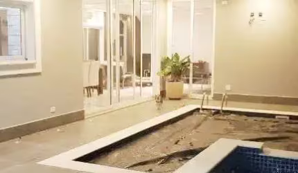 Casa com 4 suítes