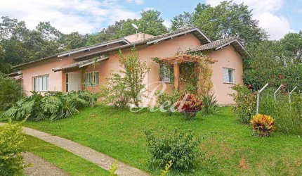 Casa de Campo com 3 dormitórios à venda, 250 m² por R$ 1.000.000 - Parque Alvorada - Suzano/SP