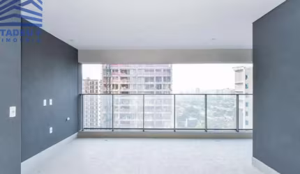 Apartamento a Venda, 3 dorms, 2 vagas no Campo Belo