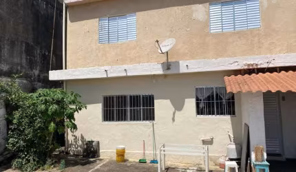 Casa a Venda, 2 dorms, 4 vagas na Vila Franca.