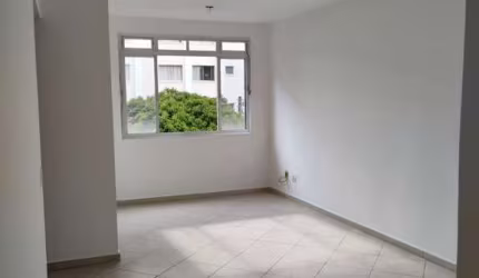 Apartamento para venda ou locação, 2 dorms, 1 vaga no Campo Belo