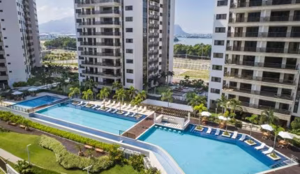 Apartamento de 4 suítes + dependência completa no Ilha Pura