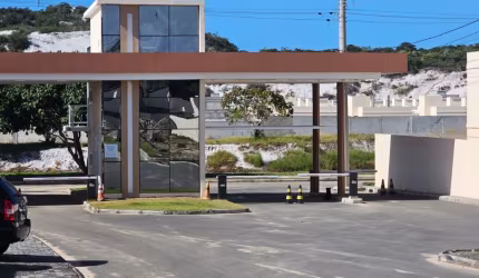 Casa Alto Padrão com Vista para o Lago | 4 Quartos (3 Suítes) | Condomínio com Lazer Completo | Nascente