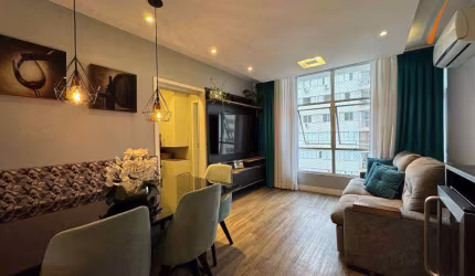 Apartamento com 2 dormitórios à venda, 89 m² por R$ 1.045.000,00 - Centro - Florianópolis/SC