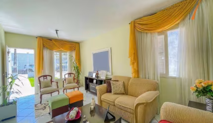 Casa com 5 dormitórios à venda, 260 m² por R$ 899.000,00 - Barreiros - São José/SC