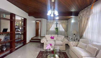 Casa com 6 dormitórios à venda, 332 m² por R$ 2.100.000,00 - Jardim Atlântico - Florianópolis/SC