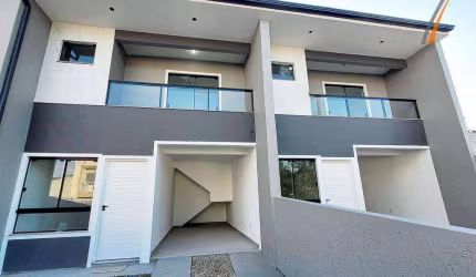 Sobrado com 2 dormitórios à venda, 82 m² por R$ 410.000,00 - Forquilhas - São José/SC