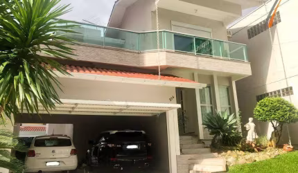 Casa com 4 dormitórios à venda, 330 m² por R$ 2.430.000,00 - Campinas - São José/SC