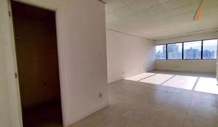 Sala à venda, 38 m² por R$ 430.284,00 - Estreito - Florianópolis/SC
