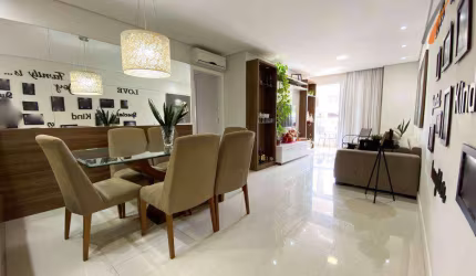Apartamento com 3 dormitórios à venda, 101 m² por R$ 780.000,00 - Barreiros - São José/SC