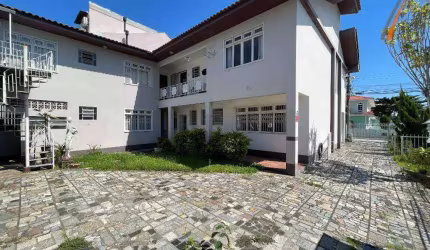 Casa com 6 dormitórios à venda, 500 m² por R$ 2.700.000,00 - Balneário - Florianópolis/SC