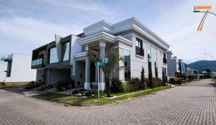 Casa com 3 dormitórios à venda, 158 m² por R$ 1.400.000,00 - Deltaville - Biguaçu/SC
