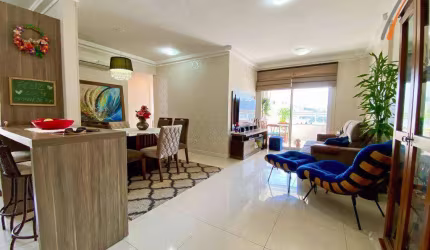 Apartamento com 3 dormitórios à venda, 92 m² por R$ 790.000,00 - Barreiros - São José/SC