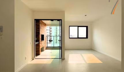 Apartamento com 2 dormitórios à venda, 76 m² por R$ 950.000,00 - Estreito - Florianópolis/SC
