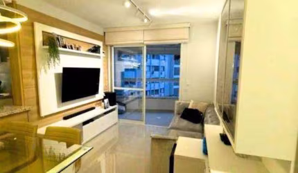 Apartamento com 2 dormitórios à venda, 67 m² por R$ 1.100.000,00 - Centro - Florianópolis/SC