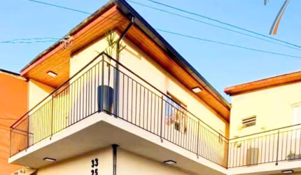 Casa com 4 dormitórios à venda, 190 m² por R$ 970.000,00 - Serraria - São José/SC