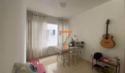 Apartamento com 2 dormitórios à venda, 64 m² por R$ 350.000,00 - Kobrasol - São José/SC
