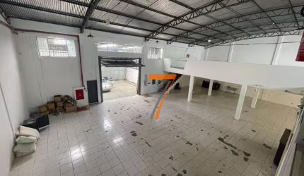 Galpão para alugar, 560 m² por R$ 12.735,30/mês - Jardim Atlântico - Florianópolis/SC
