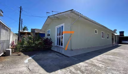 Casa com 3 dormitórios à venda, 146 m² por R$ 640.000,00 - Bom Viver - Biguaçu/SC