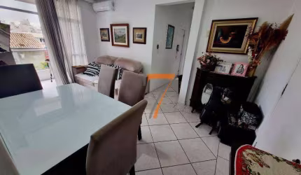 Apartamento com 2 dormitórios à venda, 72 m² por R$ 480.000 - Abraão - Florianópolis/SC