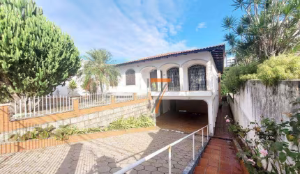 Casa com 7 dormitórios à venda, 420 m² por R$ 1.650.000 - Canto - Florianópolis/SC