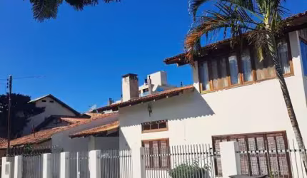 Casa em Centro  -  Bombinhas