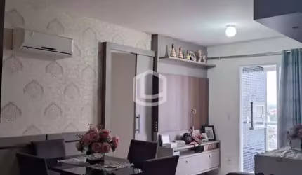 RESIDENCIAL BAVIERA - Apartamento Semimobiliado