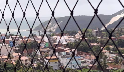 Apartamento com 2 dormitórios à venda, 60 m² por R$ 340.000,00 - Ponta Negra - Natal/RN