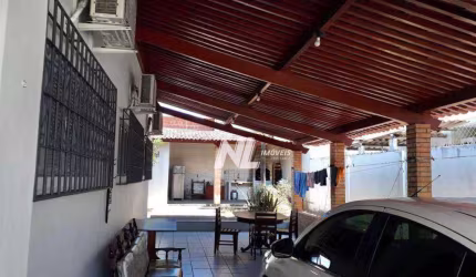Casa com 4 dormitórios à venda, 298 m² por R$ 850.000,00 - Ponta Negra - Natal/RN