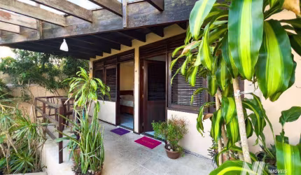 Casa 8 suítes em PONTA NEGRA