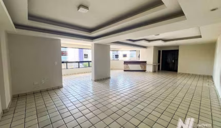 Apartamento em Petrópolis com 220m² - localização espetacular - 4 Dormitórios