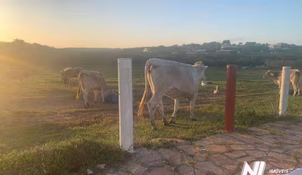 Vende-se Lote 750 m² no Cond. Fazenda Real I/II Q 04 LOTE 06