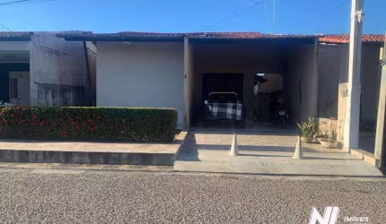 Casa de 3 quartos, sendo 1 suíte