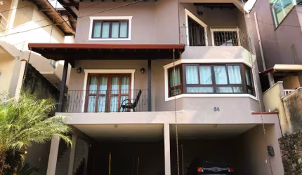 Sobrado em Condomínio no Nova Paulista, Jandira - 2 Quartos, Suíte, Hidromassagem, Piscina e Área Gourmet!