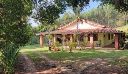 Chácara para Venda em Pinhalzinho, centro, 3 dormitórios, 1 suíte, 2 banheiros