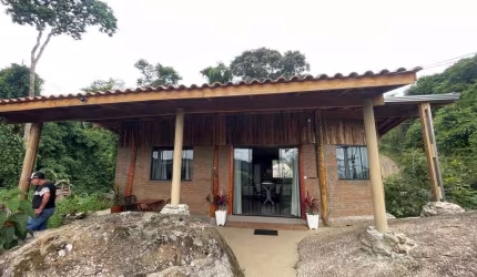 Chácara para Venda em Pedra Bela, zona rural, 1 dormitório, 1 banheiro