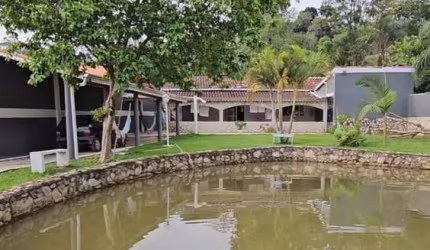 Chácara para Venda em Pinhalzinho, zona rural, 2 dormitórios, 2 banheiros, 2 vagas