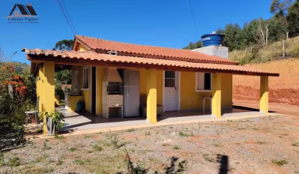 Chácara para Venda em Pedra Bela, zona rural, 1 dormitório, 1 suíte, 2 banheiros