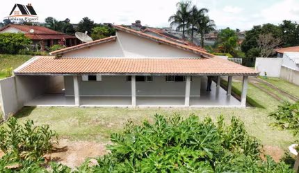 Chácara para Venda em Pinhalzinho, zona rural, 2 dormitórios, 1 suíte, 2 banheiros